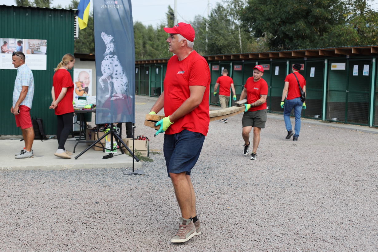 Поруч, щоб допомагати: Purina® та Зоопатруль об’єдналися для порятунку тварин